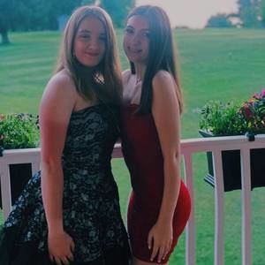 Meet your Posher, Danielle